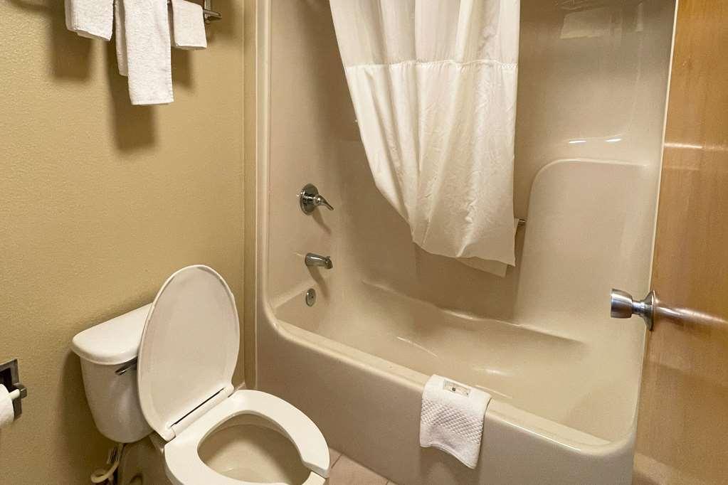 Quality Inn Kenly I-95 Room photo